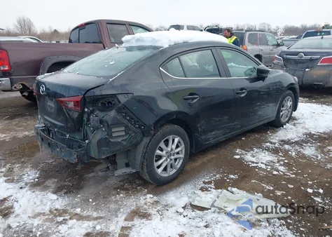 2018 Mazda Mazda3 Sport z USA, uszkodzony, nr VIN 3MZBN1U72JM171531